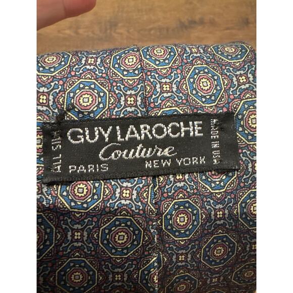 Guy Laroche Couture Paris All Silk Geometric Pointed Neck Ties Men's One Size - Picture 5 of 6